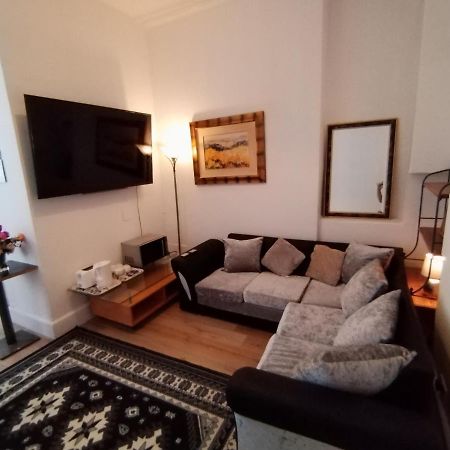 Studio With Parking Next To Port And Cliffs Daire Dover Dış mekan fotoğraf