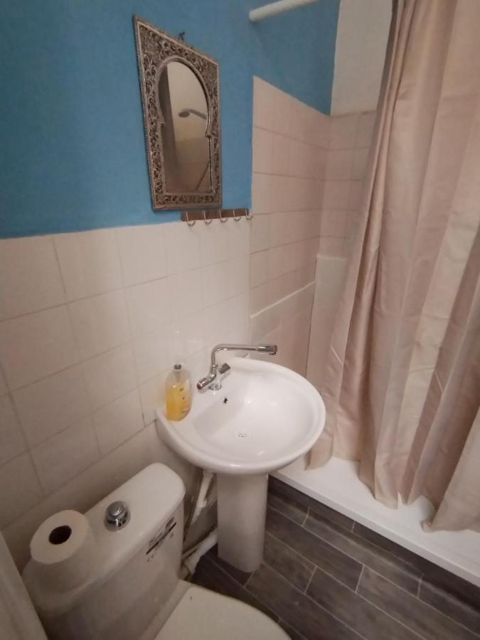 Studio With Parking Next To Port And Cliffs Daire Dover Dış mekan fotoğraf